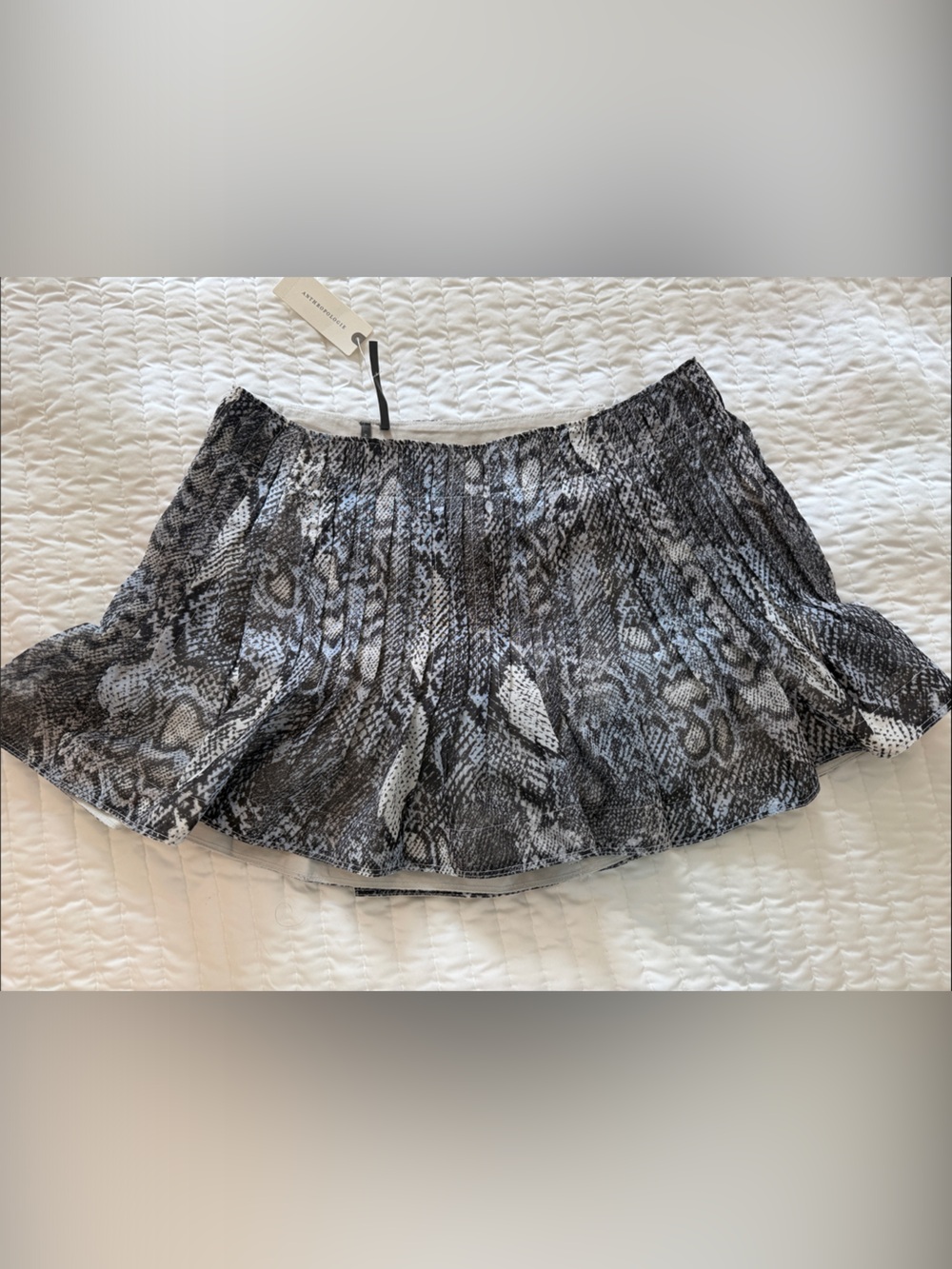 Anthropologie NWT Snake Print Mini Skort - size 4